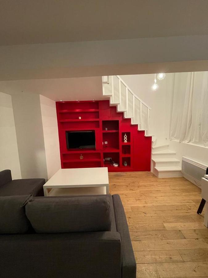Appartement Duplex Canal St Martin Paris